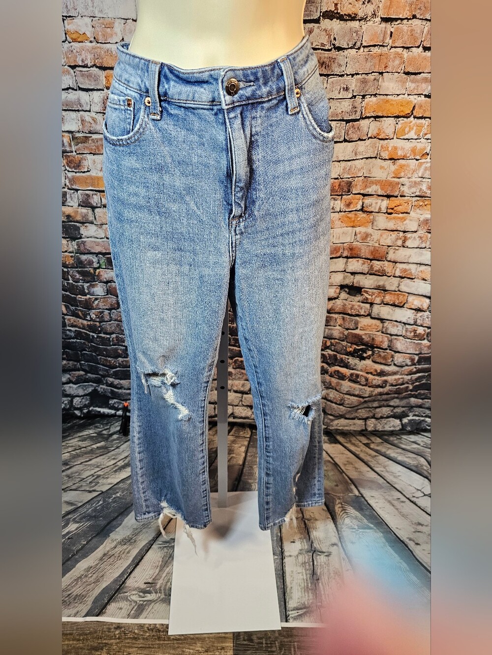 Pistola Distressed Straight Leg Crop Jeans Light Wash Raw Hem Size 29